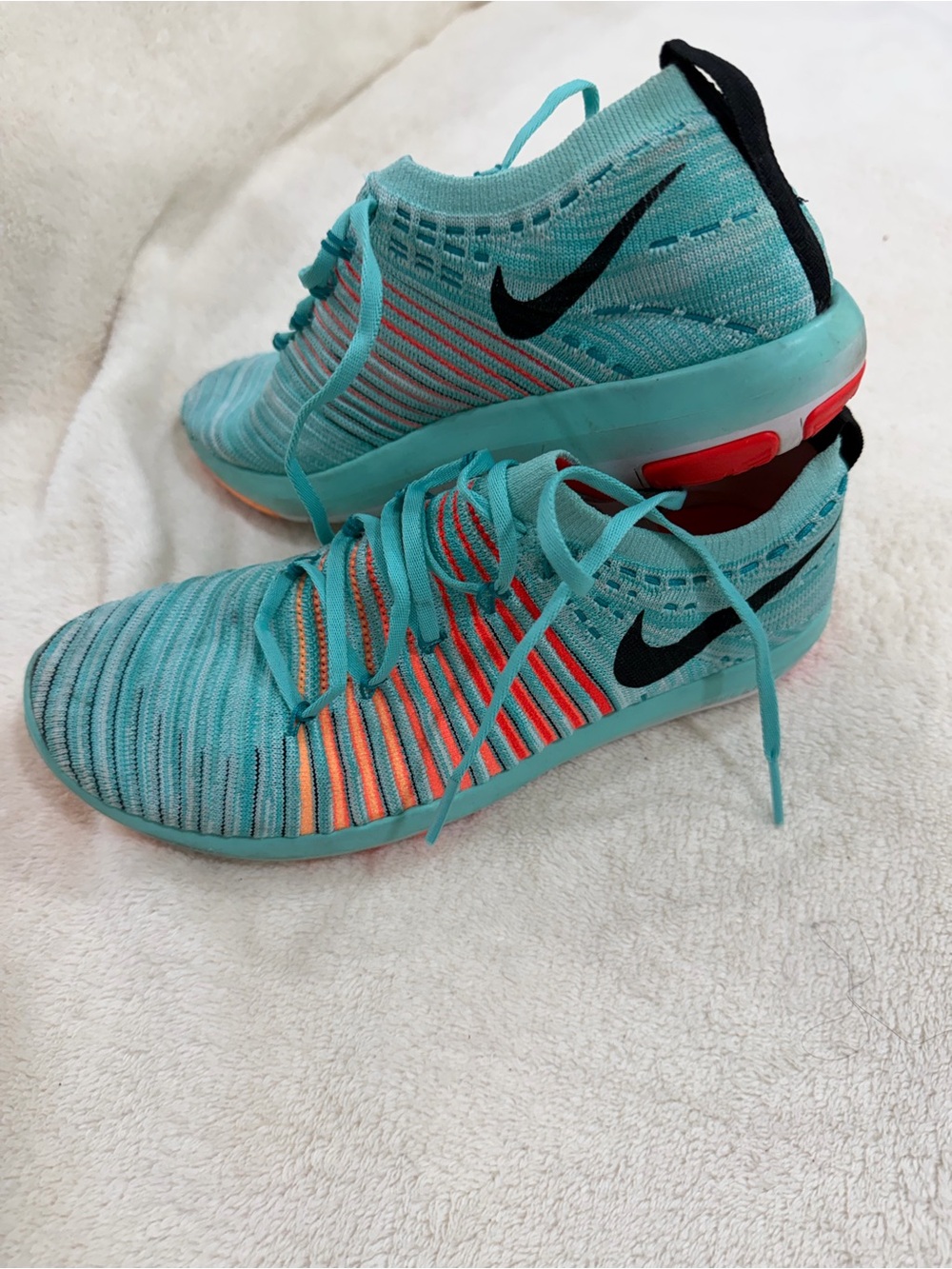 Nke shoes size 7.5